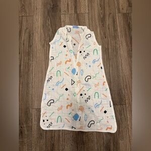 1st Laugh Muslin Baby Sleep Sack Size 6-12 Months Retro Print